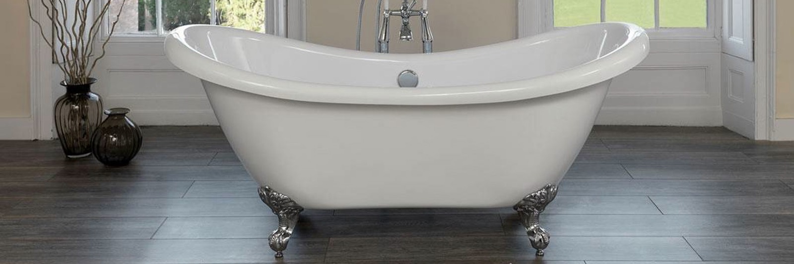 A beautifully re-enamelled bathroom suite restored by Aqua Bath Coatings